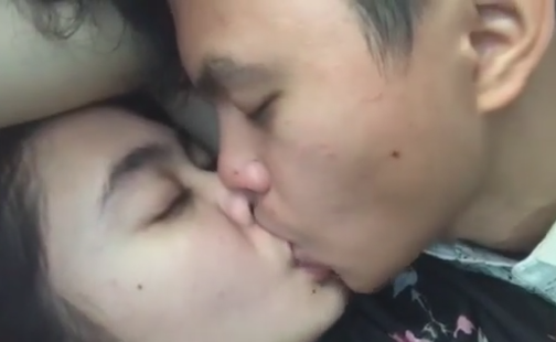 Addictive Indo Viral Terbaru Getar Panas Di Tangga Kosan