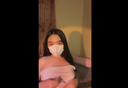 Don’t Do This, You Could Lose! Viral Twitter Video Di Balkon Rumah Bangsawan